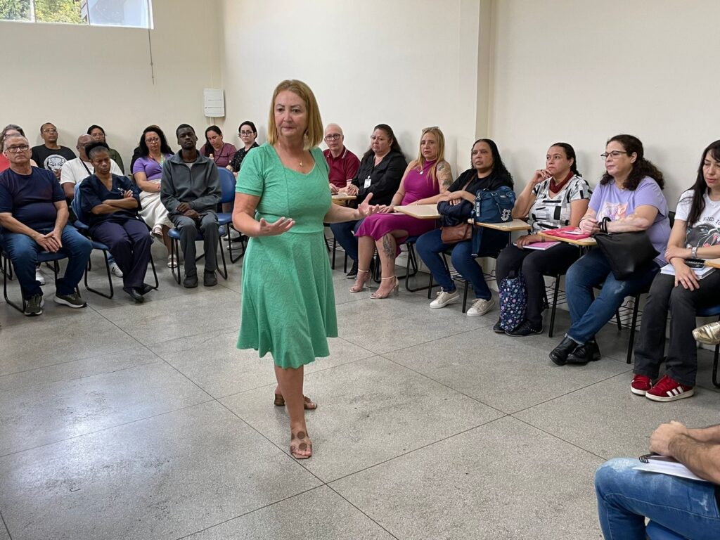 Secretaria de Educação e Cultura de Ribeirão Pires celebra dia do servidor público