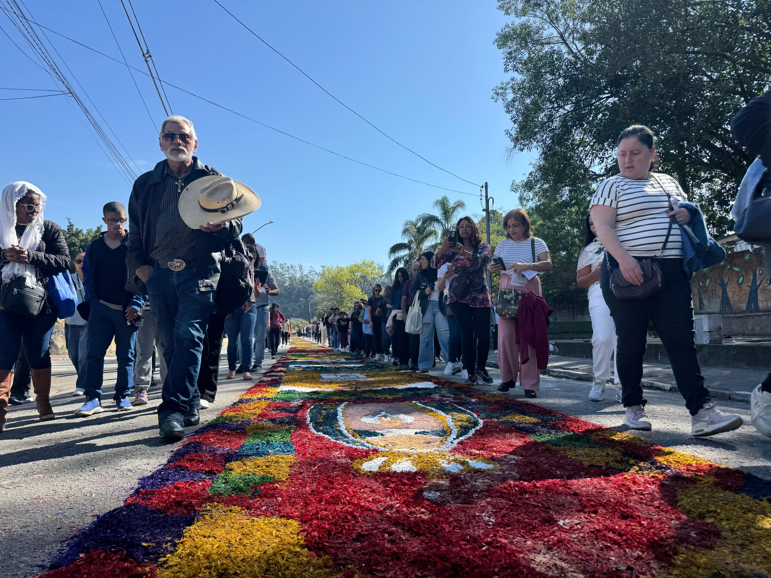 Ribeirão Pires celebra Corpus Christi com fé, arte e tradição popular